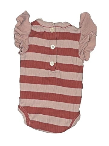 Kate Quinn Organics Short Sleeve Onesie (view 2)