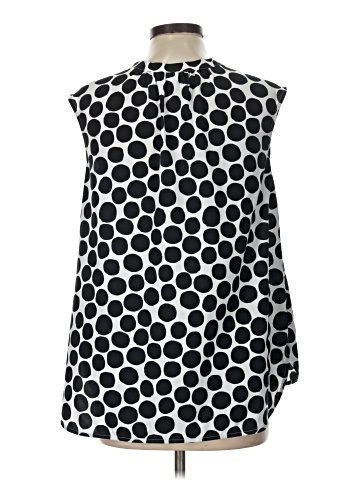 Merona Sleeveless Button-Down Shirt (view 2)