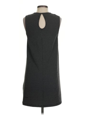 Urban Outfitters Casual Dress (view 2)
