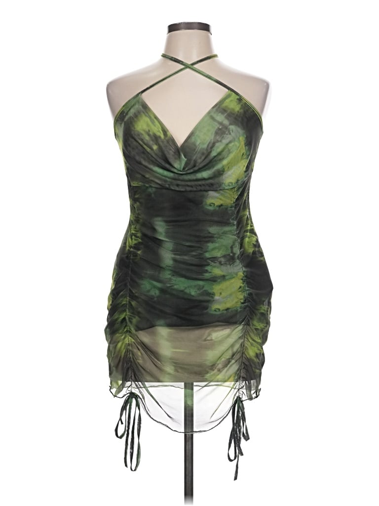 Pre-owned Prettylittlething Cocktail Dress In Green