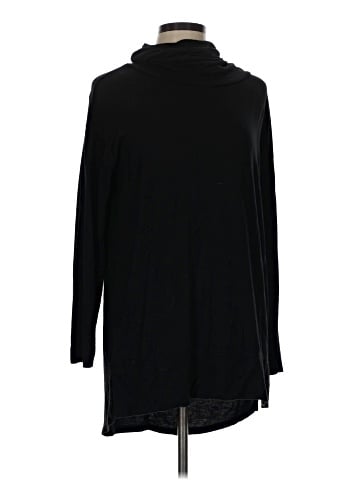 Liz Claiborne Turtleneck Sweater (view 1)