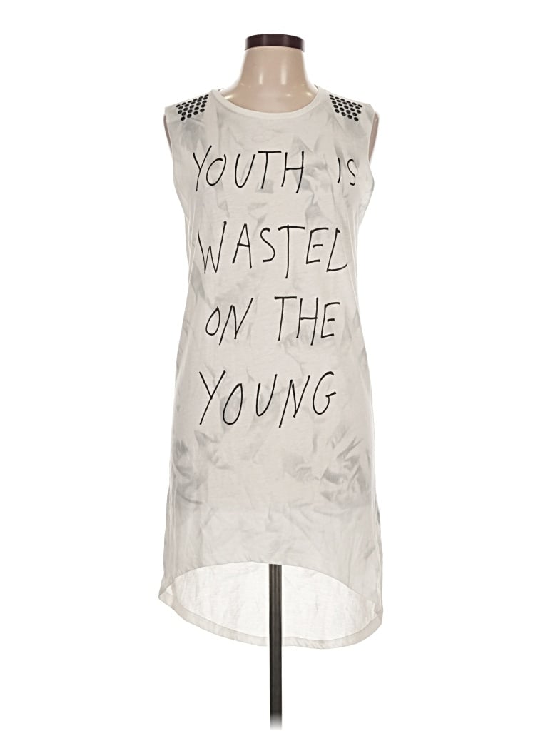 Pre-owned Forever 21 Sleeveless T-shirt In Silver