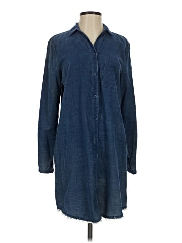 Chelsea & Theodore Casual Dress (view 1)