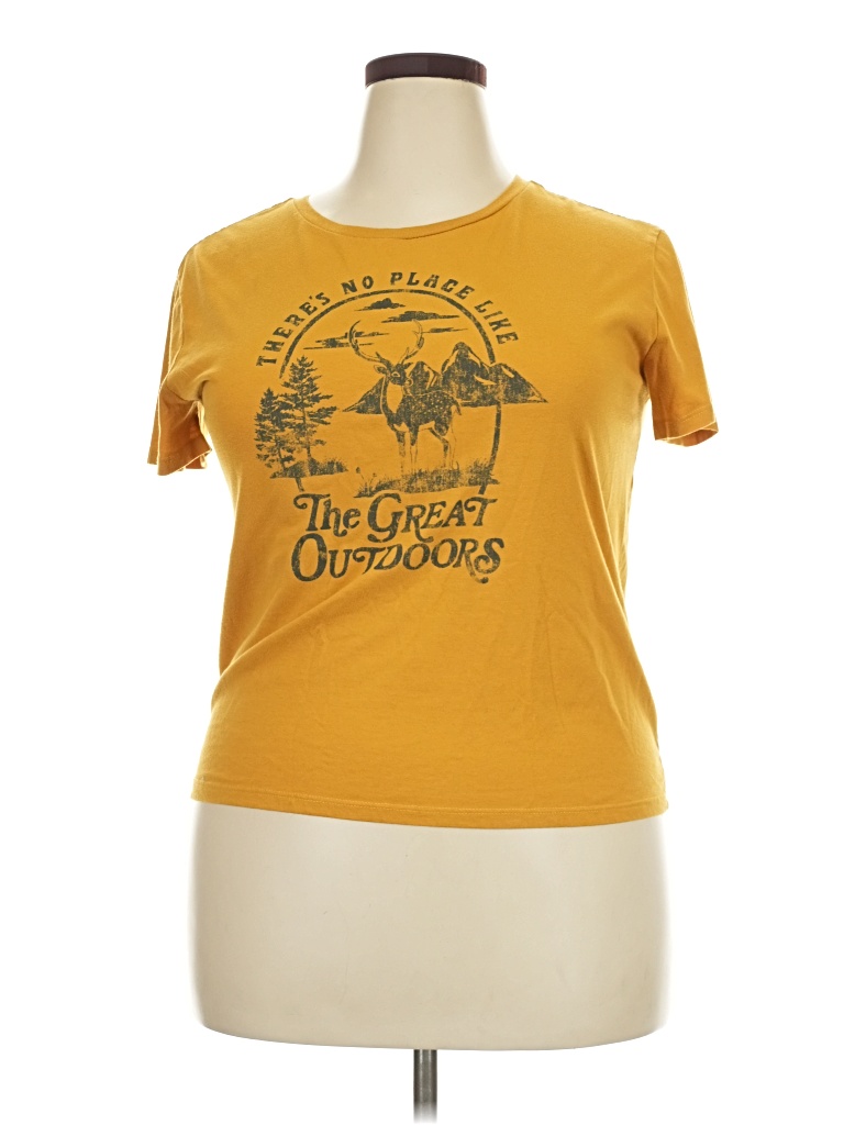 Pre-owned Fifth Sun Short Sleeve T-shirt In Yellow