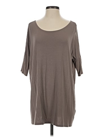 Emma's Closet 3/4 Sleeve T-Shirt (view 1)