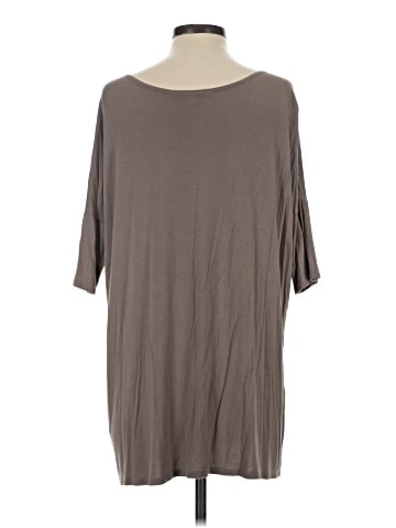 Emma's Closet 3/4 Sleeve T-Shirt (view 2)