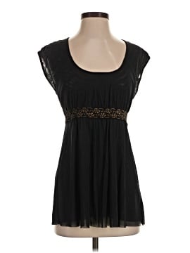 Express Short Sleeve Top (view 1)