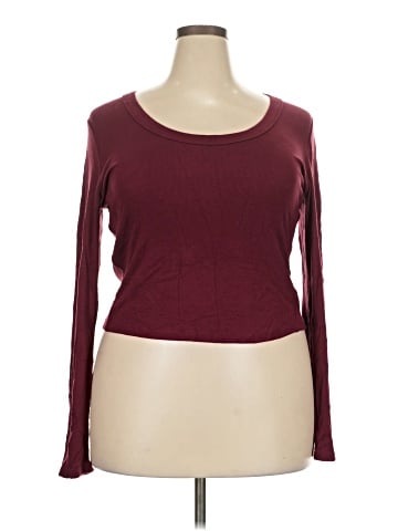 Universal Thread Long Sleeve T-Shirt (view 1)