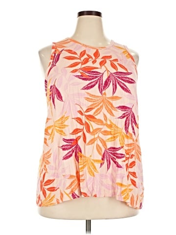LUXE Sleeveless T-Shirt (view 1)