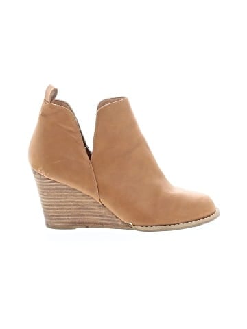 REPORT Wedges (view 1)