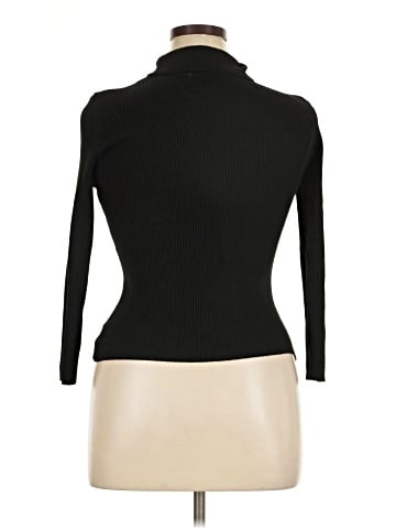Jon & Anna Turtleneck Sweater (view 2)