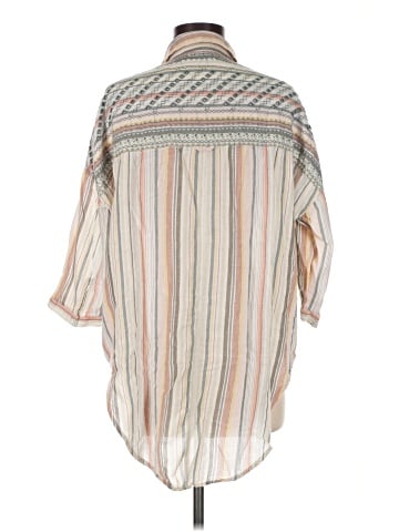 Akemi + Kin 3/4 Sleeve Button-Down Shirt (view 2)