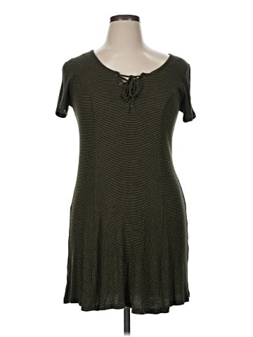 Forever 21 Casual Dress (view 1)