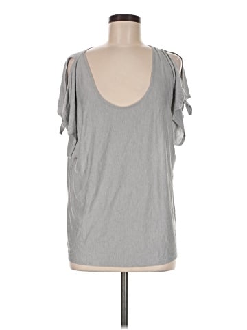 Do Everything in Love Sleeveless T-Shirt (view 1)