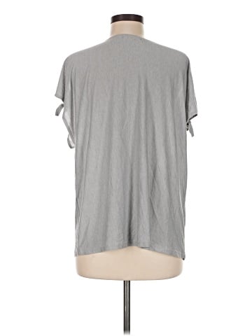 Do Everything in Love Sleeveless T-Shirt (view 2)
