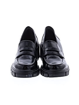 Crown Vintage Flats (view 2)
