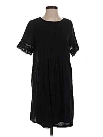 Old Navy Casual Dress (view 1)