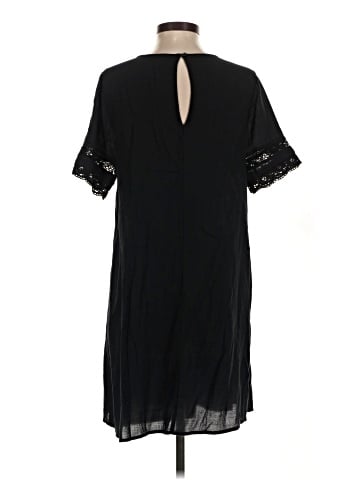 Old Navy Casual Dress (view 2)