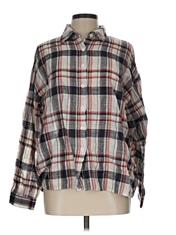 DAZY Long Sleeve Button-Down Shirt (view 1)