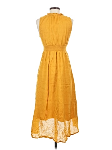 Old Navy Casual Dress (view 2)