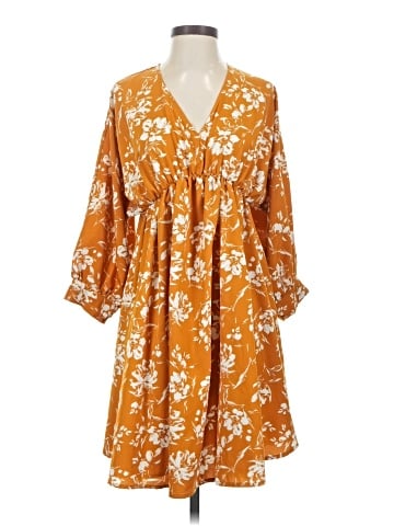 Unbranded Casual Dress (view 1)