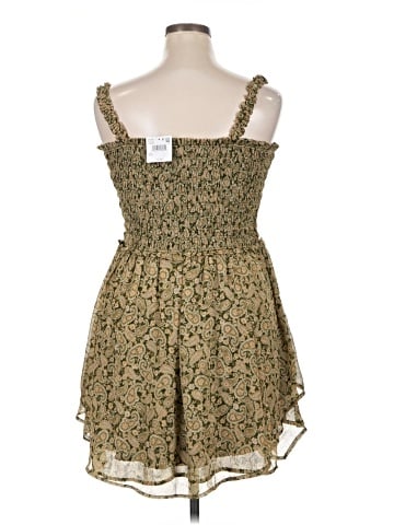 American Eagle Outfitters Cocktail Dress (view 2)
