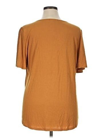 Molly & Isadora Short Sleeve T-Shirt (view 2)
