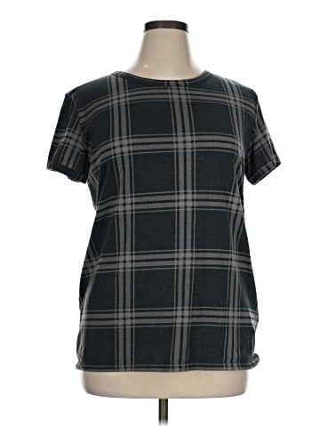 Lularoe Short Sleeve T-Shirt (view 1)
