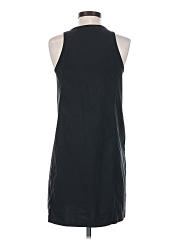 Arc'teryx Casual Dress (view 2)