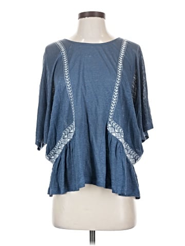 Akemi + Kin 3/4 Sleeve T-Shirt (view 1)