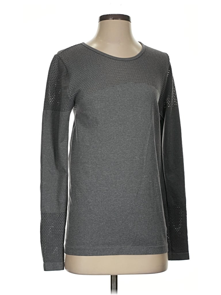 Pre-owned Fabletics Long Sleeve T-shirt In Gray