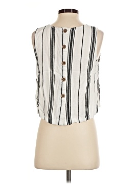 Blu Pepper Sleeveless Blouse (view 2)