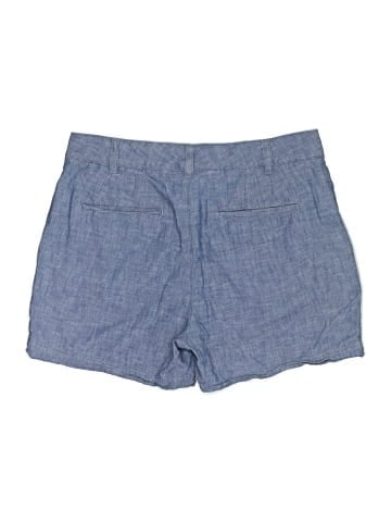 Gap Shorts (view 2)