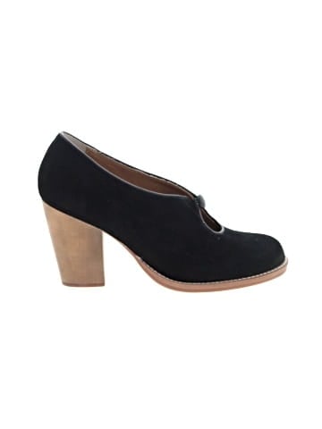 Latigo Heels (view 1)
