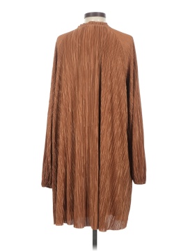 Banana Republic Casual Dress (view 2)