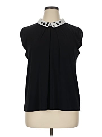 Elle Sleeveless Blouse (view 1)