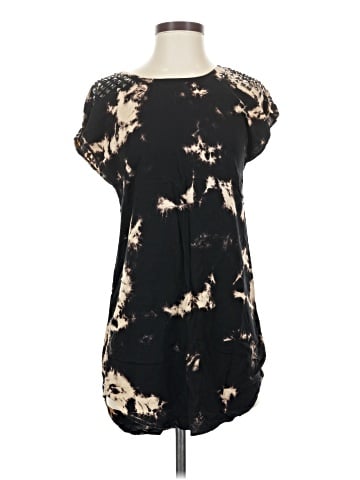 Forever 21 Casual Dress (view 1)