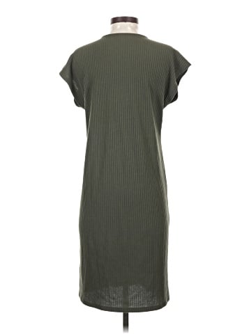 Old Navy Casual Dress (view 2)