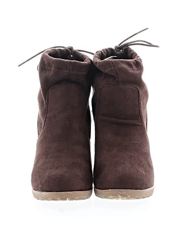 Unbranded Wedges (view 2)