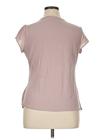 The Limited Short Sleeve Top (view 2)