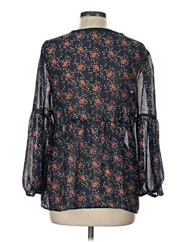 Max Studio 3/4 Sleeve T-Shirt (view 2)