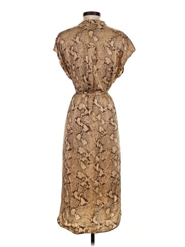 Banana Republic Casual Dress (view 2)