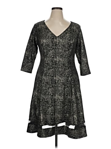 Signature by Robbie Bee Casual Dress (view 1)