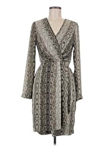 Slate & Willow Casual Dress (view 1)