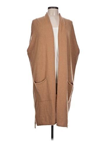 Gentle Herd Poncho (view 1)