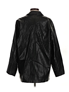 Le Lis Raincoat (view 2)