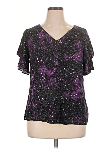 BLOOMCHIC Short Sleeve Blouse (view 1)
