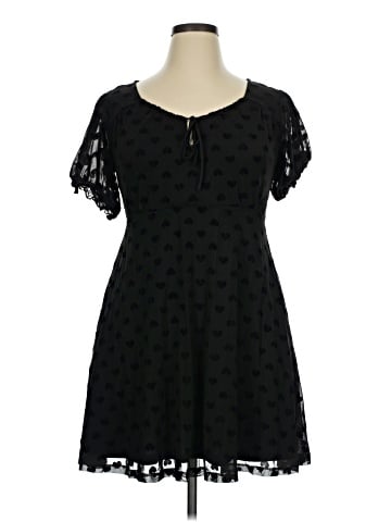 Hot Topic Casual Dress (view 1)