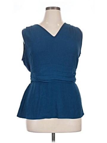 Blooming Jelly Sleeveless Blouse (view 1)