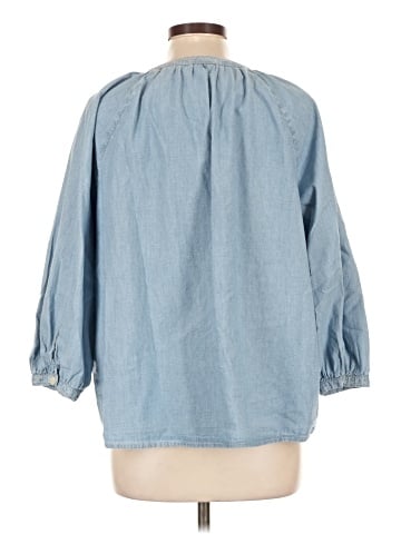 Levi's 3/4 Sleeve Button-Down Shirt (view 2)
